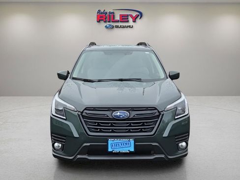 Certified 2023 Subaru Forester Premium image 8