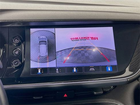 Used 2021 Buick Envision Essence w/ Technology Package I image 19