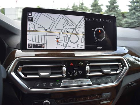 Used 2023 BMW X3 xDrive30i w/ Premium Package AWD/4WD image 18