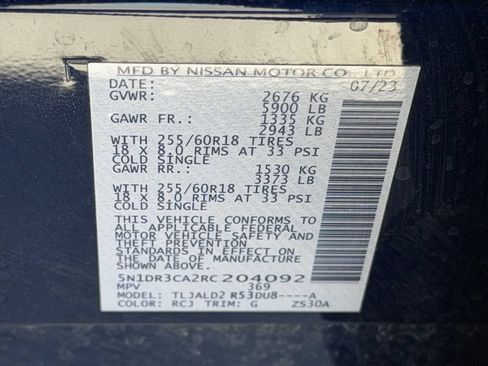 Used 2024 Nissan Pathfinder SL w/ Black Appearance Package FWD image 33