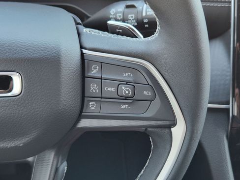 New 2026 Jeep Grand Cherokee Laredo X RWD image 38