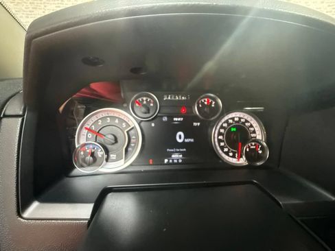 Used 2018 RAM 2500 Big Horn w/ Sport Appearance Group AWD/4WD image 24
