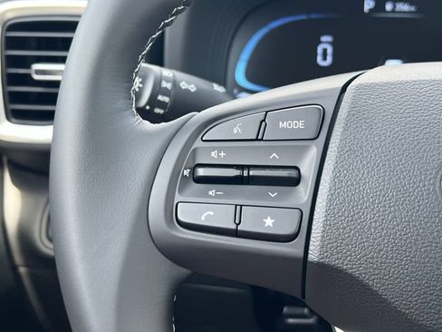 New 2026 Hyundai Venue SEL FWD image 21