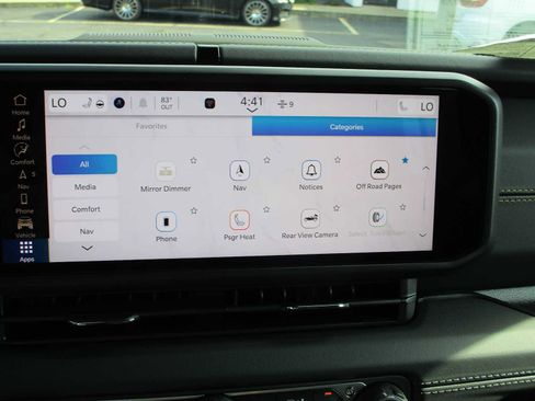 Used 2025 Jeep Wrangler Sahara image 48