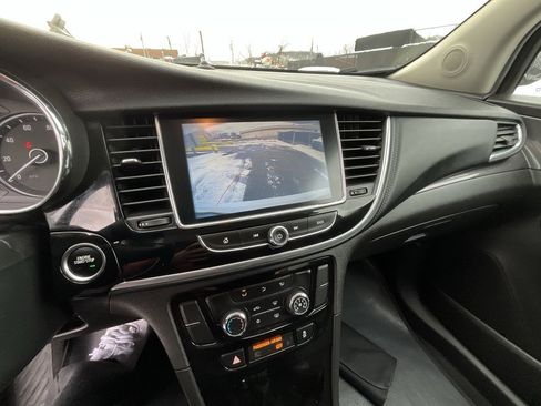 Used 2019 Buick Encore Preferred image 22