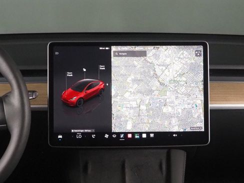 Used 2023 Tesla Model Y Long Range AWD/4WD image 23