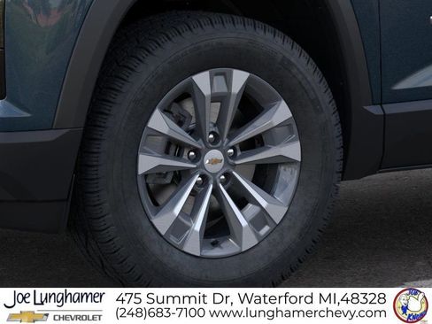 New 2026 Chevrolet Equinox LT w/ Convenience Package II FWD image 9