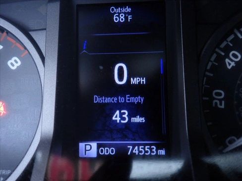 Used 2019 Toyota Tacoma TRD Off-Road AWD/4WD image 24