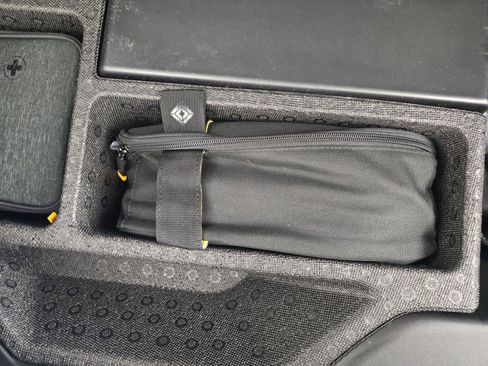 Used 2025 Rivian R1T Adventure AWD/4WD image 32