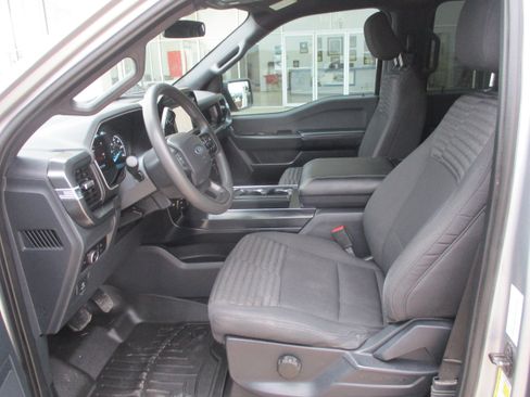 Used 2023 Ford F150 XL w/ STX Appearance Package RWD image 4