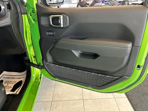 New 2025 Jeep Gladiator Sport w/ Premium Package image 25