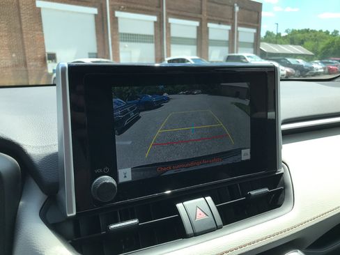 Certified 2023 Toyota RAV4 XLE AWD/4WD image 17