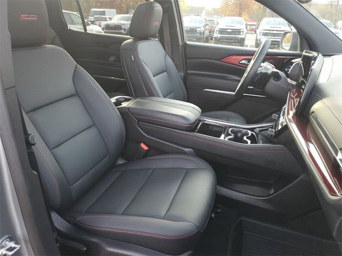 Used 2025 Chevrolet Traverse Z71 w/ Driver Confidence Package image 27