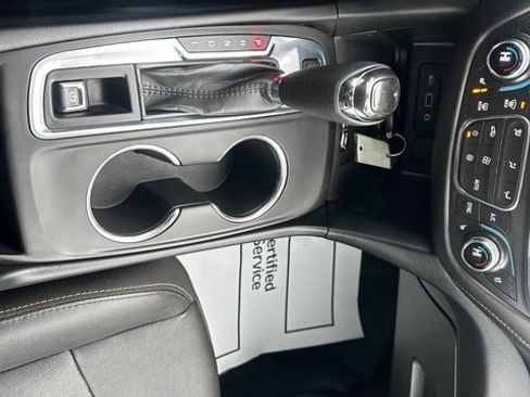 Certified 2021 Chevrolet Equinox Premier image 30