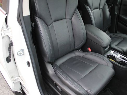 Used 2024 Subaru Ascent Limited w/ Technology Package AWD/4WD image 14