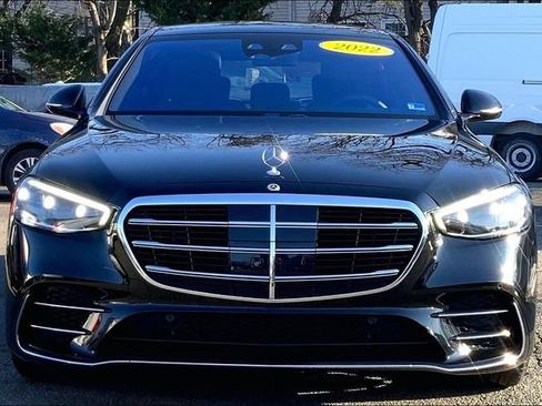 Certified 2022 Mercedes-Benz S 580 4MATIC Sedan image 2