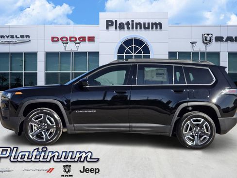New 2026 Jeep Cherokee Laredo AWD/4WD image 3