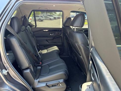 Certified 2025 Honda Pilot EX-L image 31