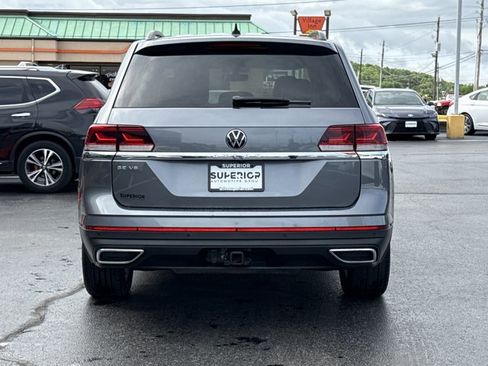 Used 2023 Volkswagen Atlas SE w/ Panoramic Sunroof Package FWD image 4