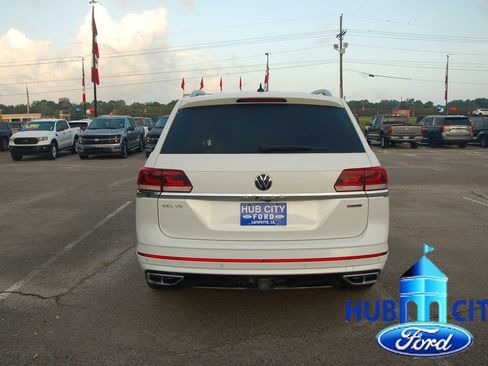 Used 2022 Volkswagen Atlas SEL Premium AWD/4WD image 4