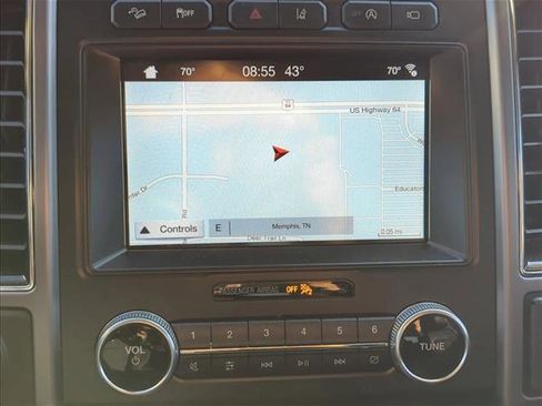 Used 2019 Ford Expedition Max Platinum image 13