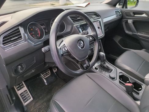 Used 2020 Volkswagen Tiguan SE R-Line AWD/4WD image 15