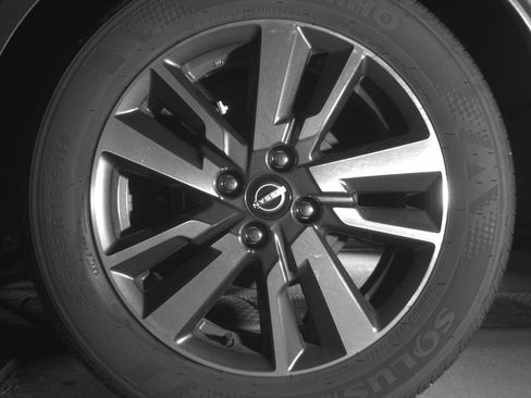 Used 2025 Nissan Versa SV image 14