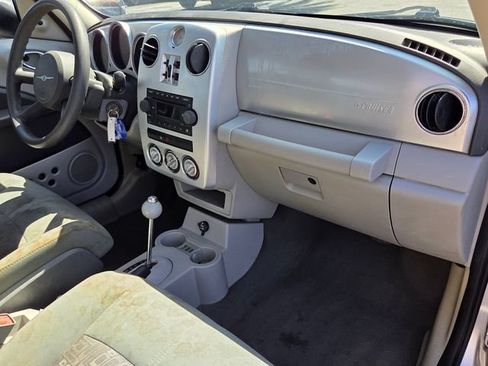 Used 2006 Chrysler PT Cruiser FWD image 14