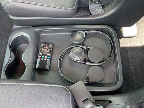 Used 2021 Honda Pilot Elite image 18