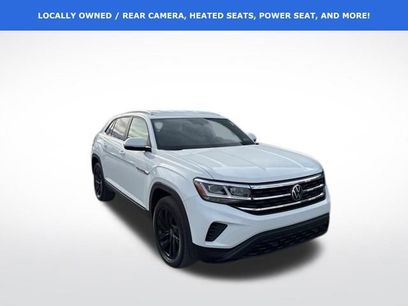 Used 2022 Volkswagen Atlas Cross Sport SE w/ Black Wheel Package