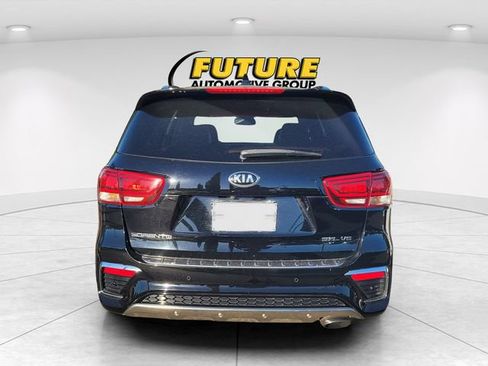 Used 2019 Kia Sorento AWD image 4