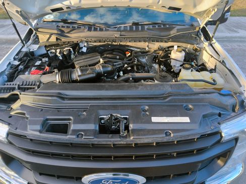 Used 2022 Ford F250 XL w/ Power Equipment Group image 34