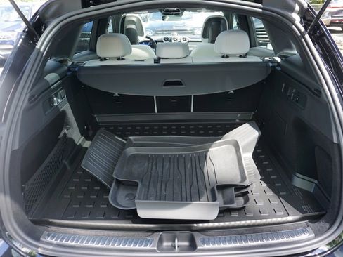 Used 2026 Mercedes-Benz GLC 300 4MATIC image 54
