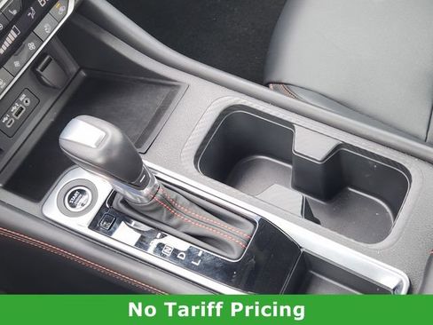 Used 2025 Nissan Sentra SR w/ SR Premium Package image 19