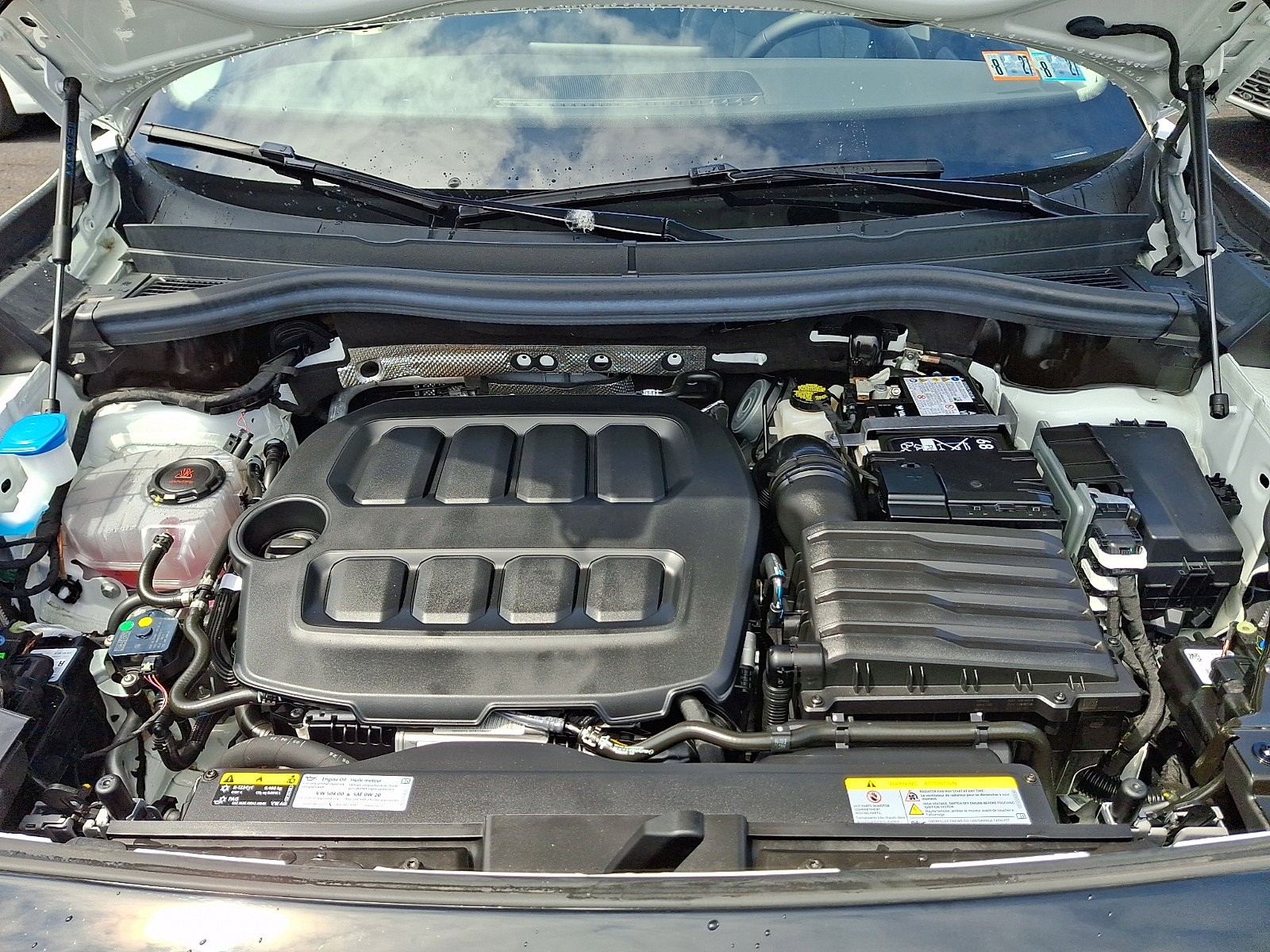 Certified 2026 Volkswagen Tiguan SE AWD/4WD image 27