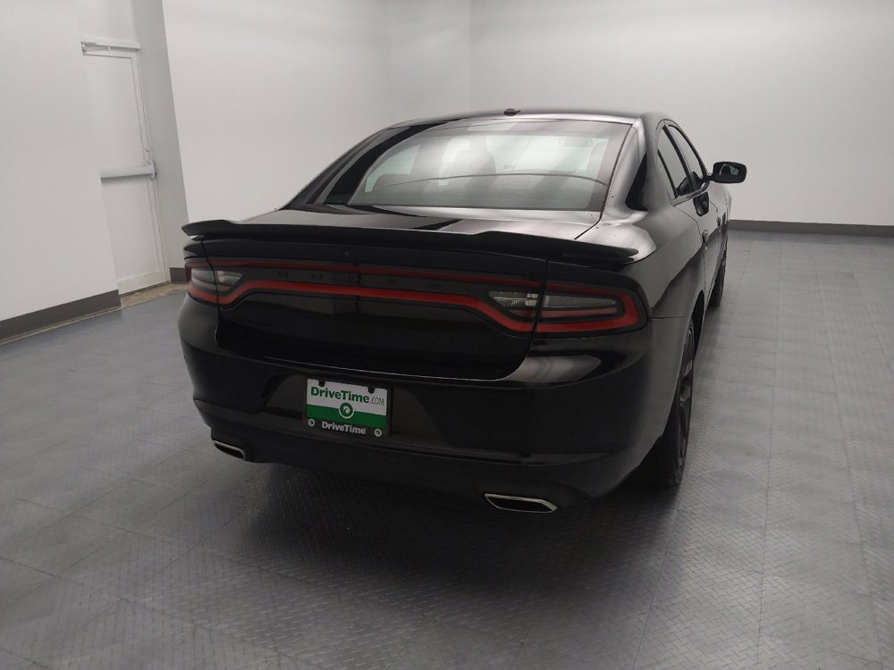 Used 2021 Dodge Charger SXT w/ Blacktop Package RWD image 7