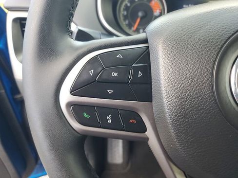 Used 2022 Jeep Cherokee Latitude Lux image 23