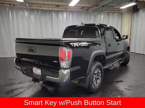 Used 2020 Toyota Tacoma TRD Off-Road AWD/4WD image 8