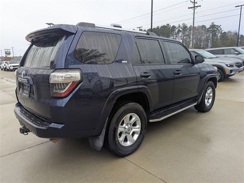 Used 2019 Toyota 4Runner image 3