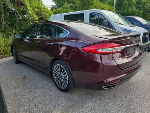 Used 2018 Ford Fusion Titanium FWD image 4