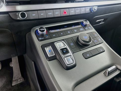 Used 2025 Hyundai Palisade SEL FWD image 25