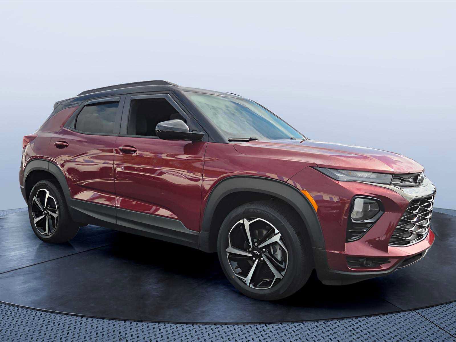 Used 2023 Chevrolet TrailBlazer RS FWD image 1