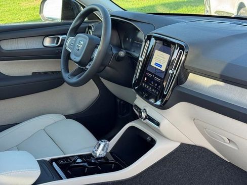 New 2026 Volvo XC40 B5 Plus w/ Protection Package Premier image 11