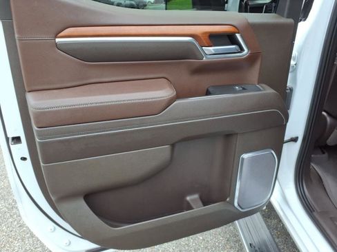 Used 2023 GMC Sierra 1500 Denali w/ Denali Reserve Package image 19