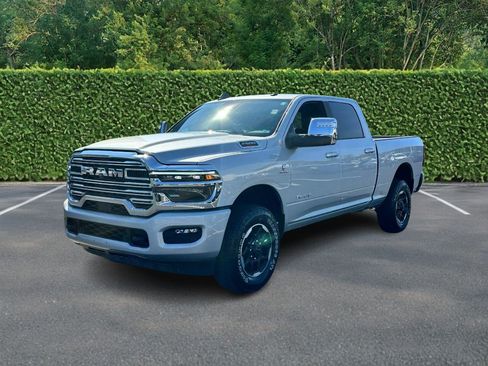 Used 2026 RAM 2500 Laramie AWD/4WD image 8
