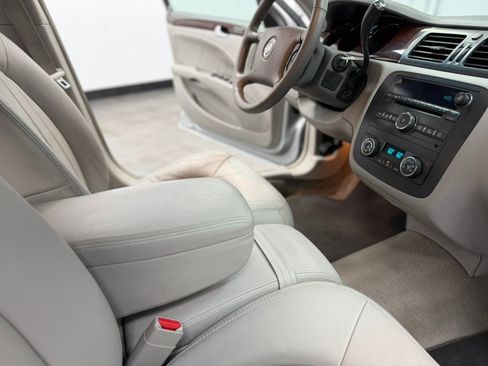 Used 2011 Buick Lucerne CXL w/ Driver Confidence Package FWD image 56