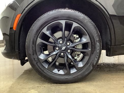 Used 2025 Dodge Durango GT AWD/4WD image 25