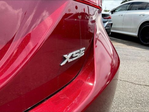 Used 2018 Toyota Camry XSE FWD image 22