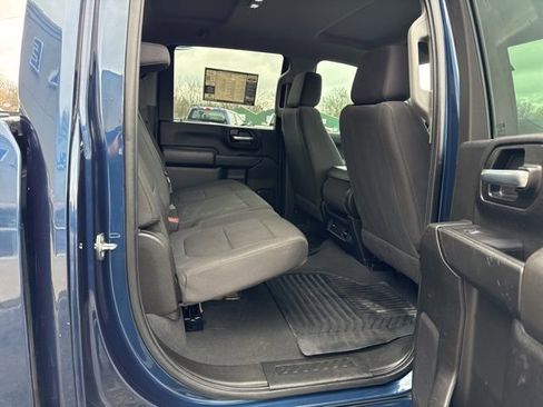 Used 2022 Chevrolet Silverado 2500 Custom w/ Custom Convenience Package image 19