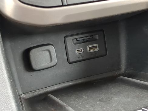 Used 2021 GMC Acadia Denali w/ Denali Ultimate Package image 37